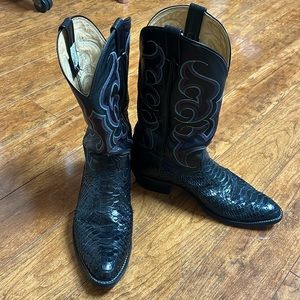 Python Boots